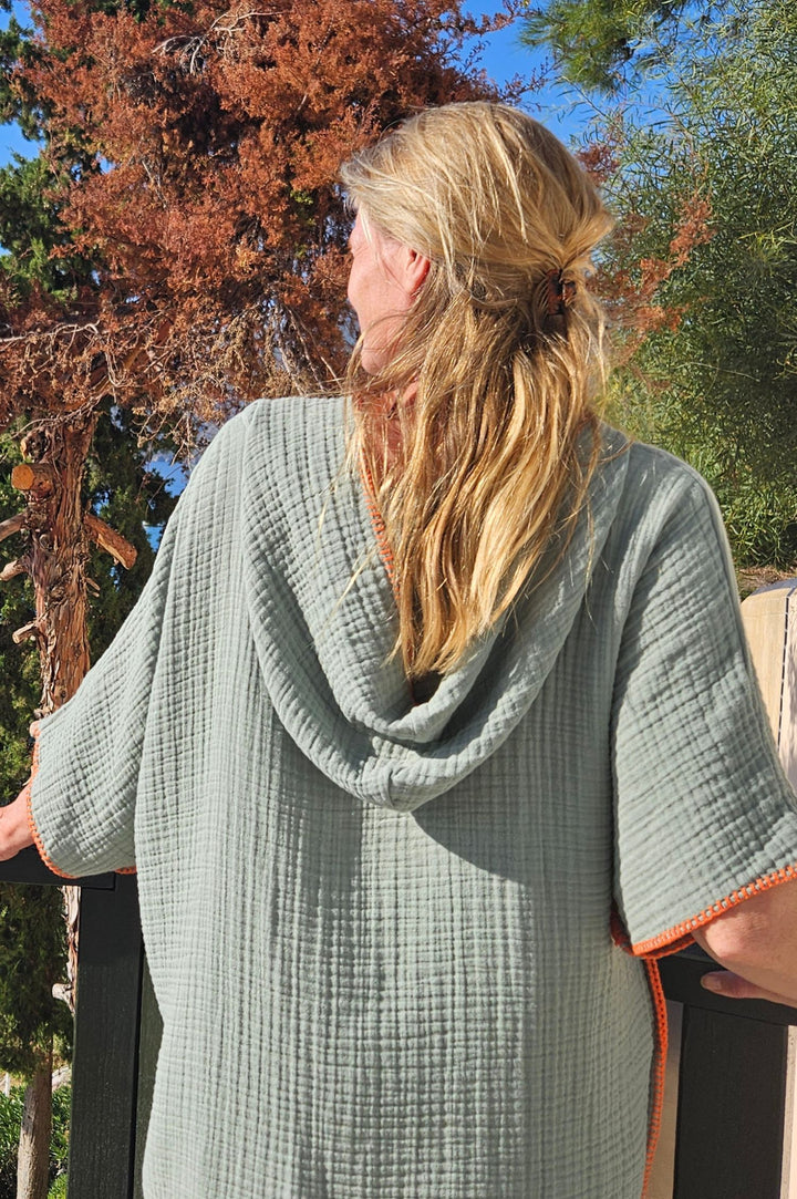 khaki one size poncho absorberend